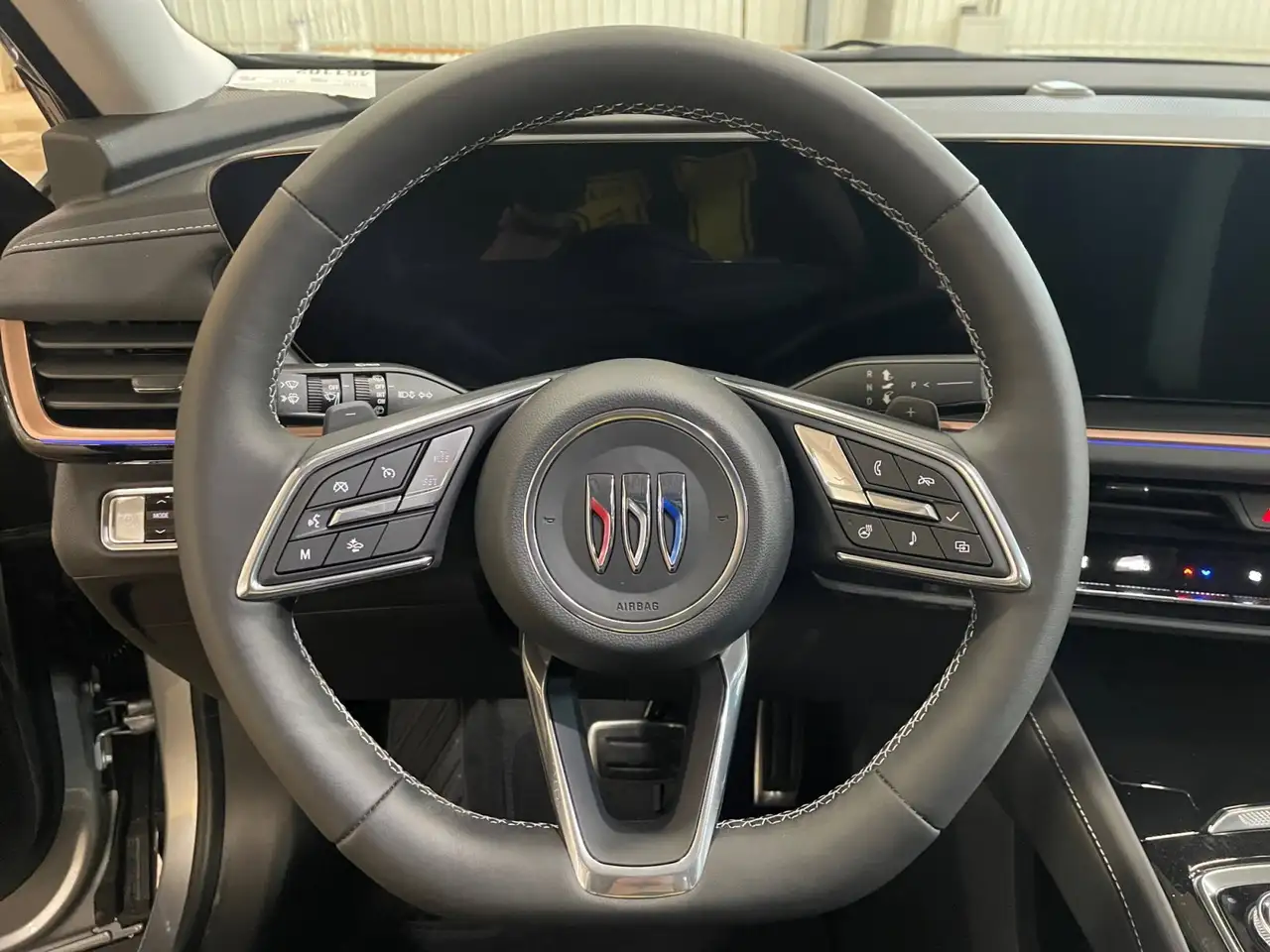 Buick Envision снимка Buick Envision