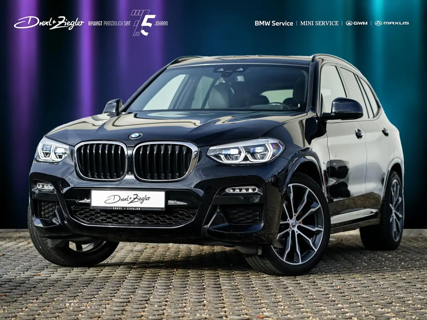 BMW X3 xDrive20i M-Sport 20 PANO KoZg AdLED HuD H&K Zwart - 1