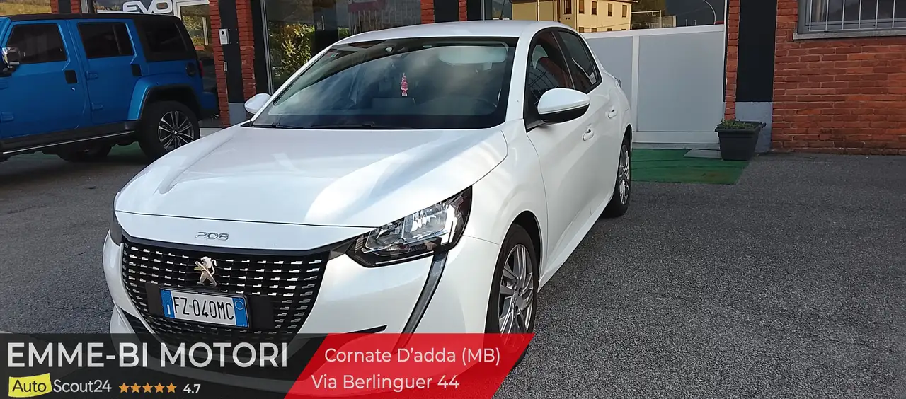 Peugeot 208