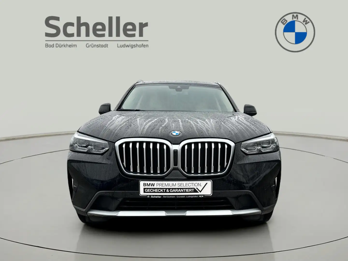 BMW X3 xDrive20d HiFi DAB LED WLAN Pano.Dach Shz Schwarz - 2