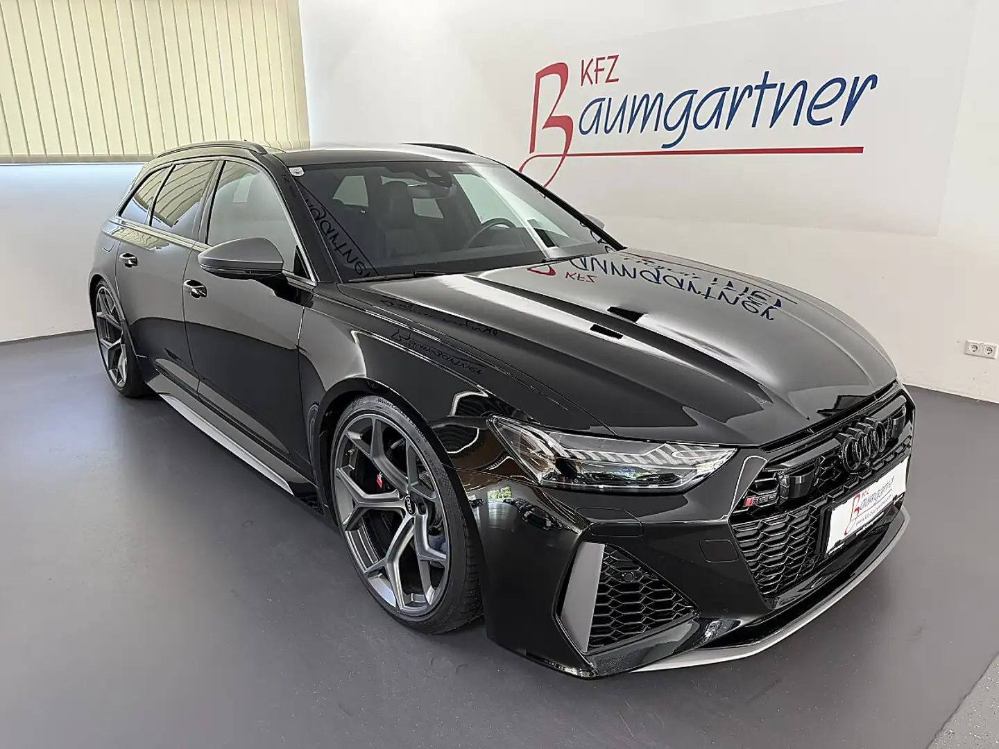 Audi RS6 Avant performance 4,0 TFSI quattro S-tronic *La... Schwarz - 1