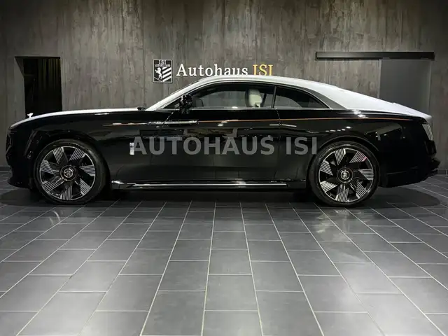 Rolls-Royce Spectre TWO TONE,STARLIGHT DOORS,FULL,UVP 541k
