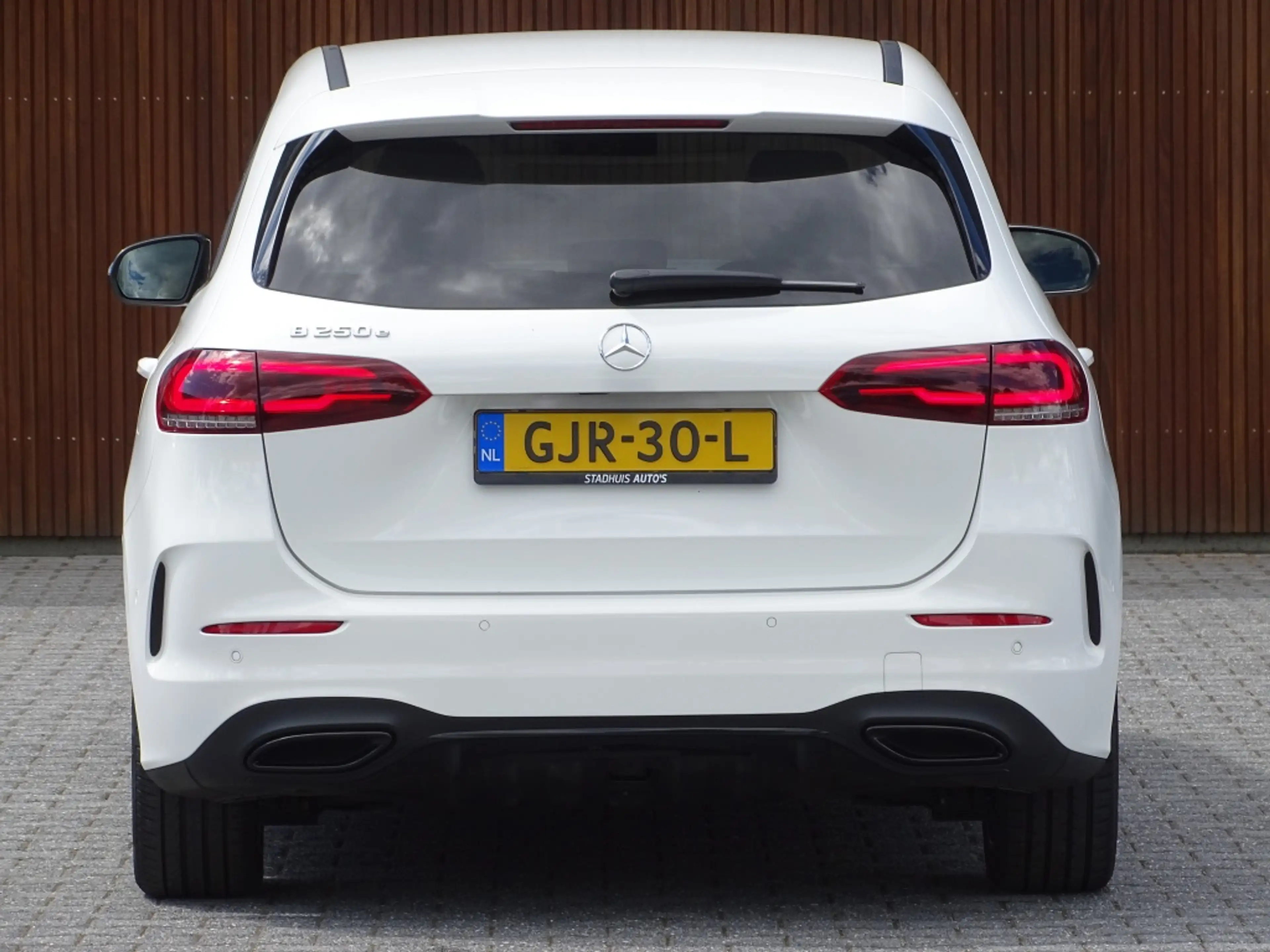 Mercedes-Benz B 250 250e 218PK automaat / AMG Line / 2021 / LED — photo 7
