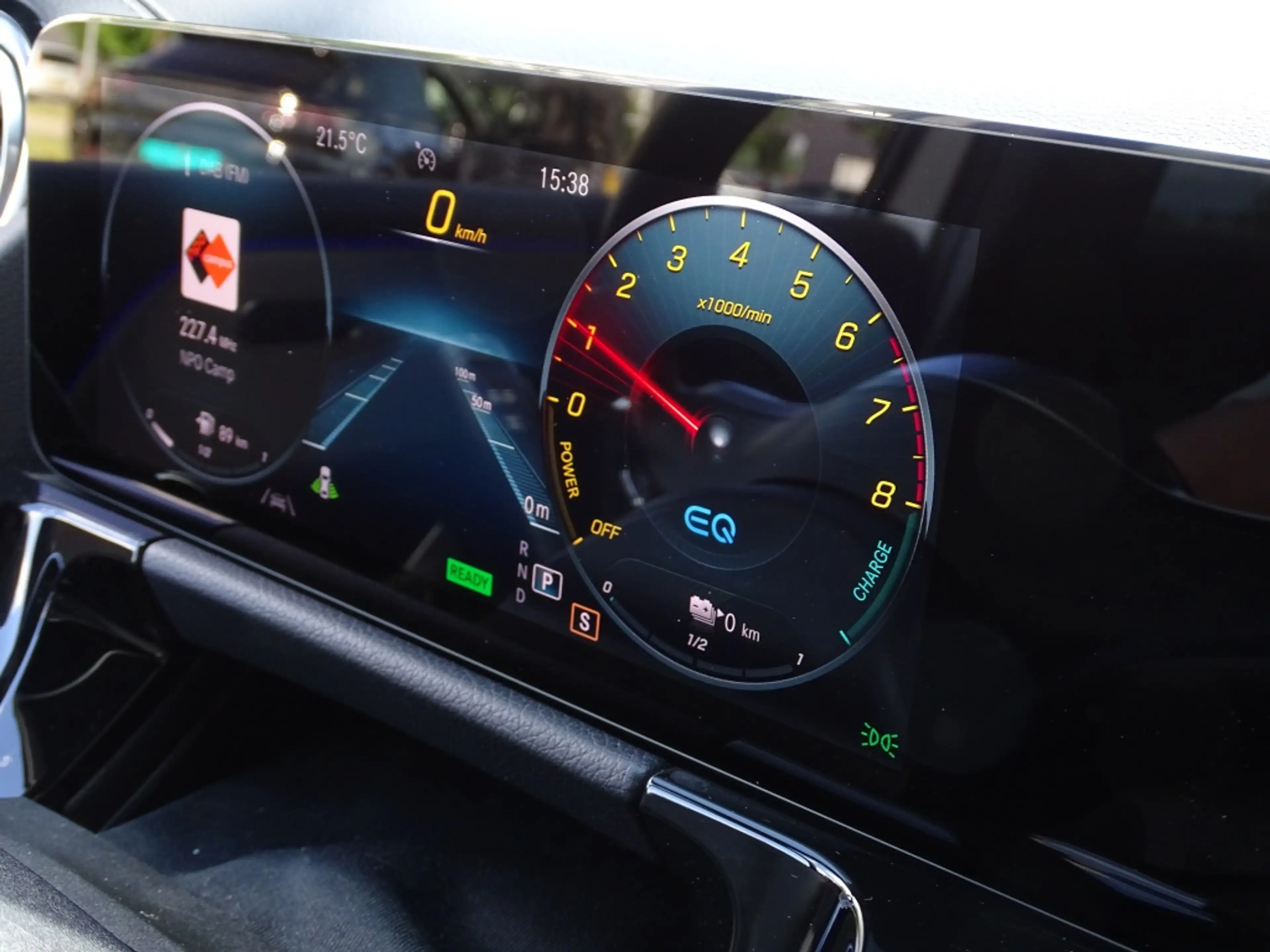 Mercedes-Benz B 250 250e 218PK automaat / AMG Line / 2021 / LED — photo 14