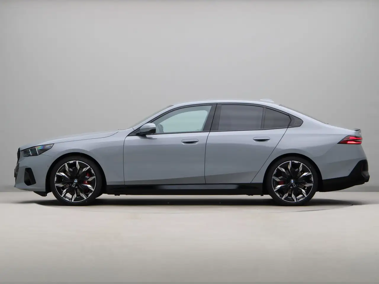 BMW i5 2026 — фото 12