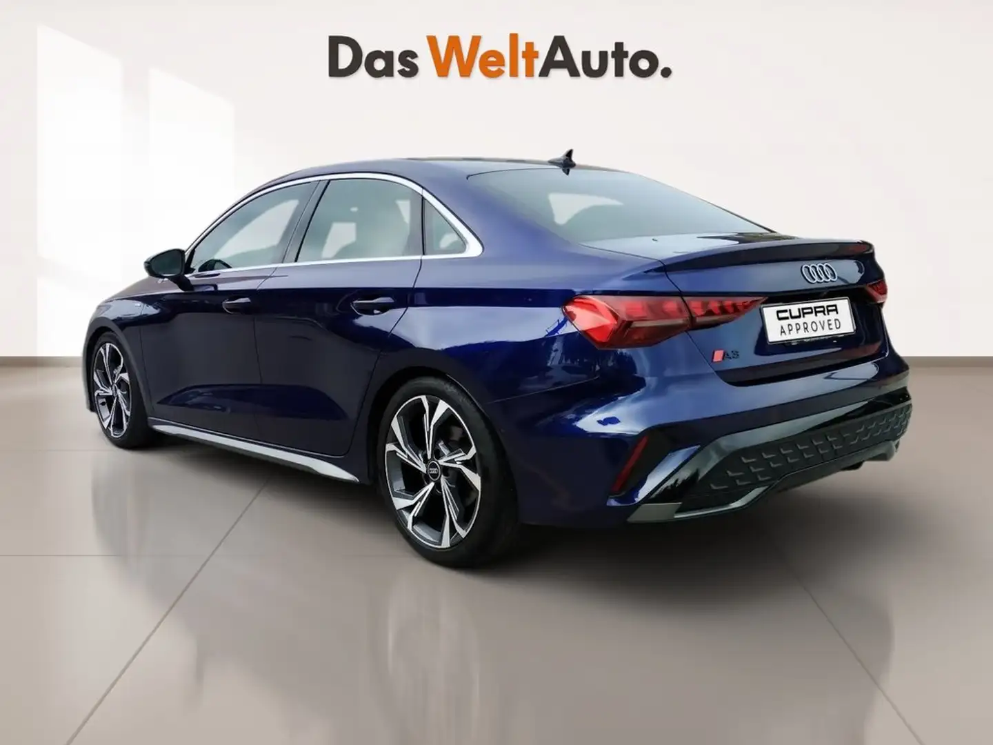 Audi A3 Sedán TDI S line S tronic 110kW Azul - 2