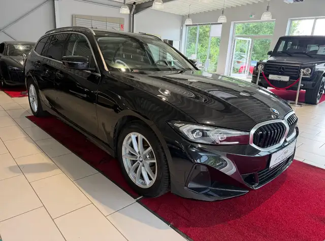 BMW 3 Series view 2