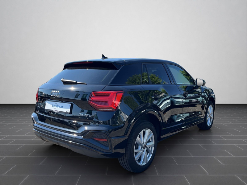 Audi Q2 35 TFSI S line Navi, Matrix-LED, RFK — photo 2