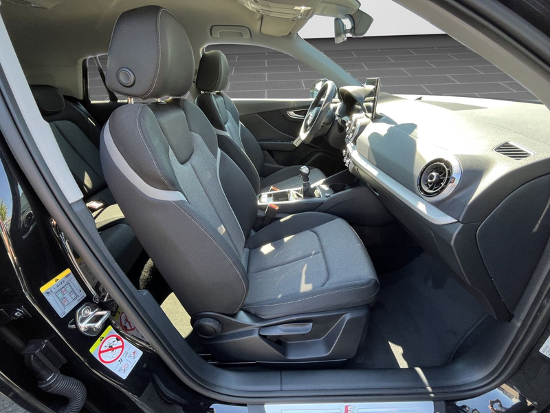 Audi Q2 35 TFSI S line Navi, Matrix-LED, RFK — photo 4