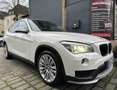 BMW X1 20d AUTOMATIK/X-DRIVE/NAVI/LEDER/XENON/LM18/AHK Weiß - thumbnail 1