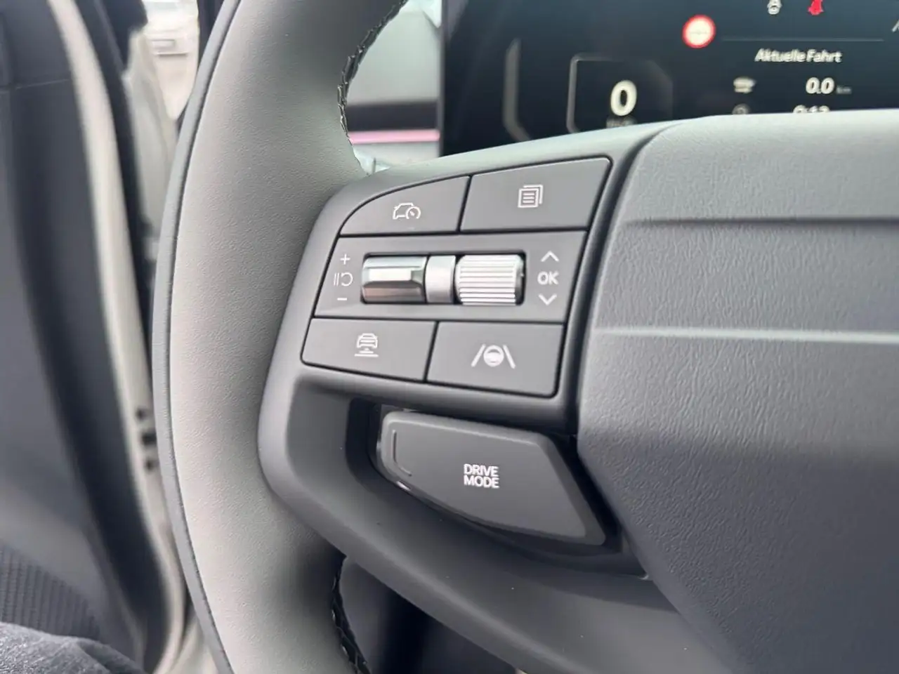 Kia EV3 Earth 81.4 WIC BUS UPG 16