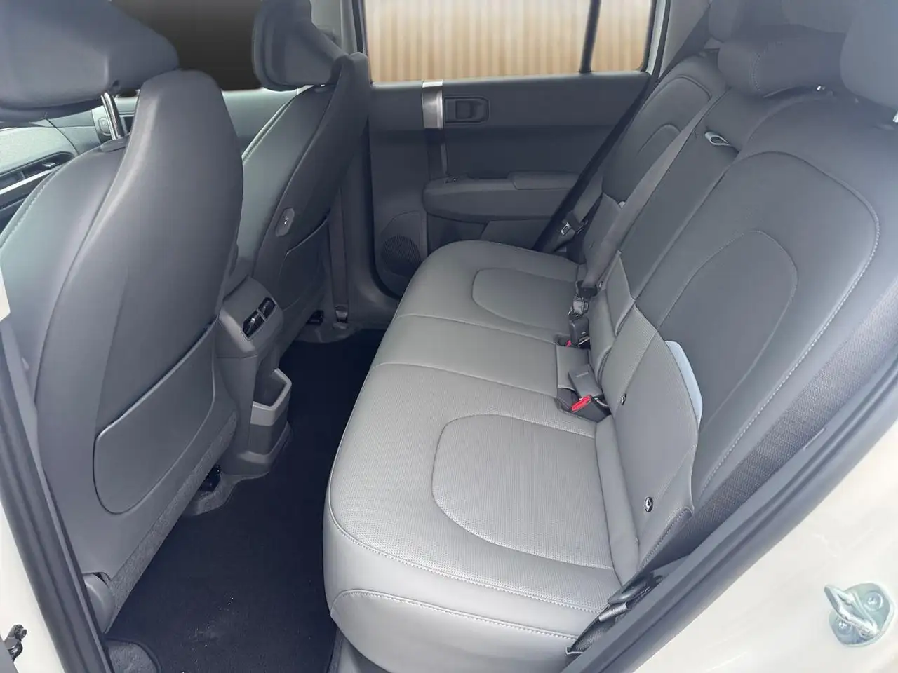 Kia EV3 Earth 81.4 WIC BUS UPG 12