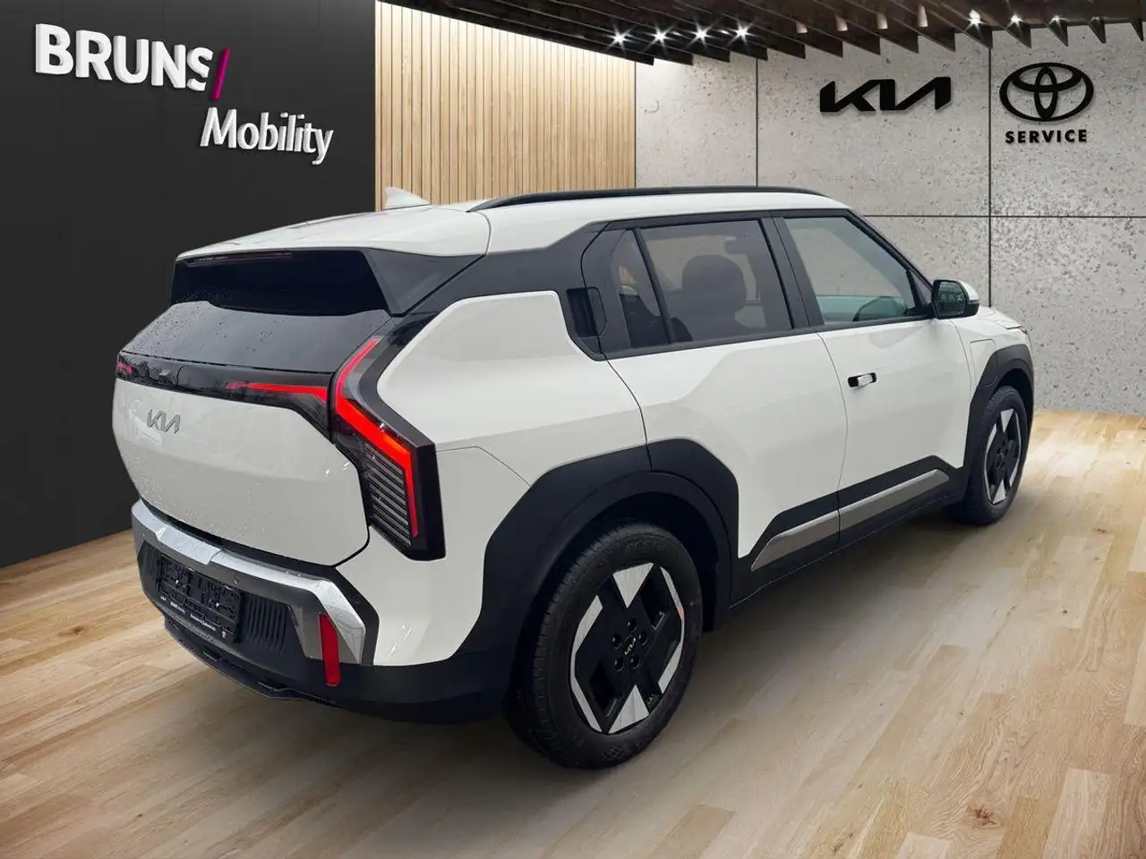 Kia EV3 Earth 81.4 WIC BUS UPG 4