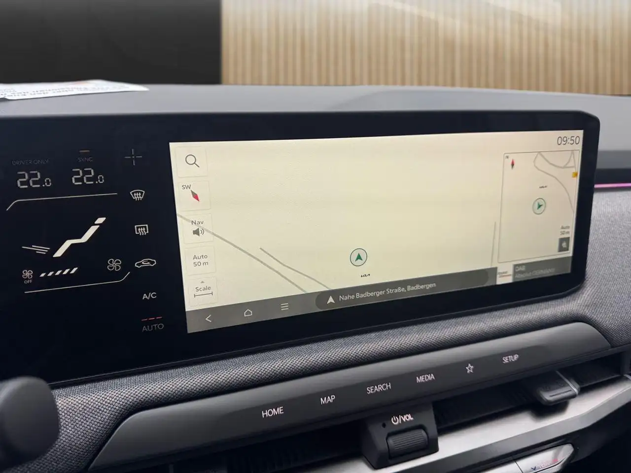 Kia EV3 Earth 81.4 WIC BUS UPG 10