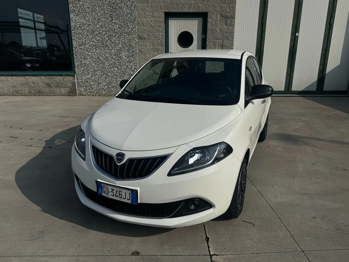 Lancia Ypsilon Ypsilon 1.0 firefly hybrid Gold PROMO36! Blanc - 2