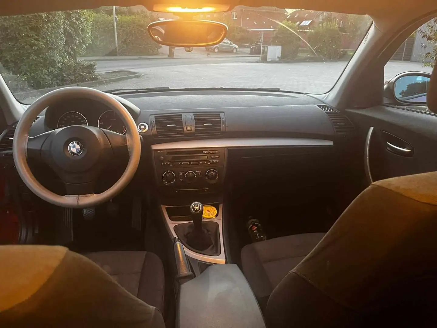 BMW 118 118 d Rouge - 2