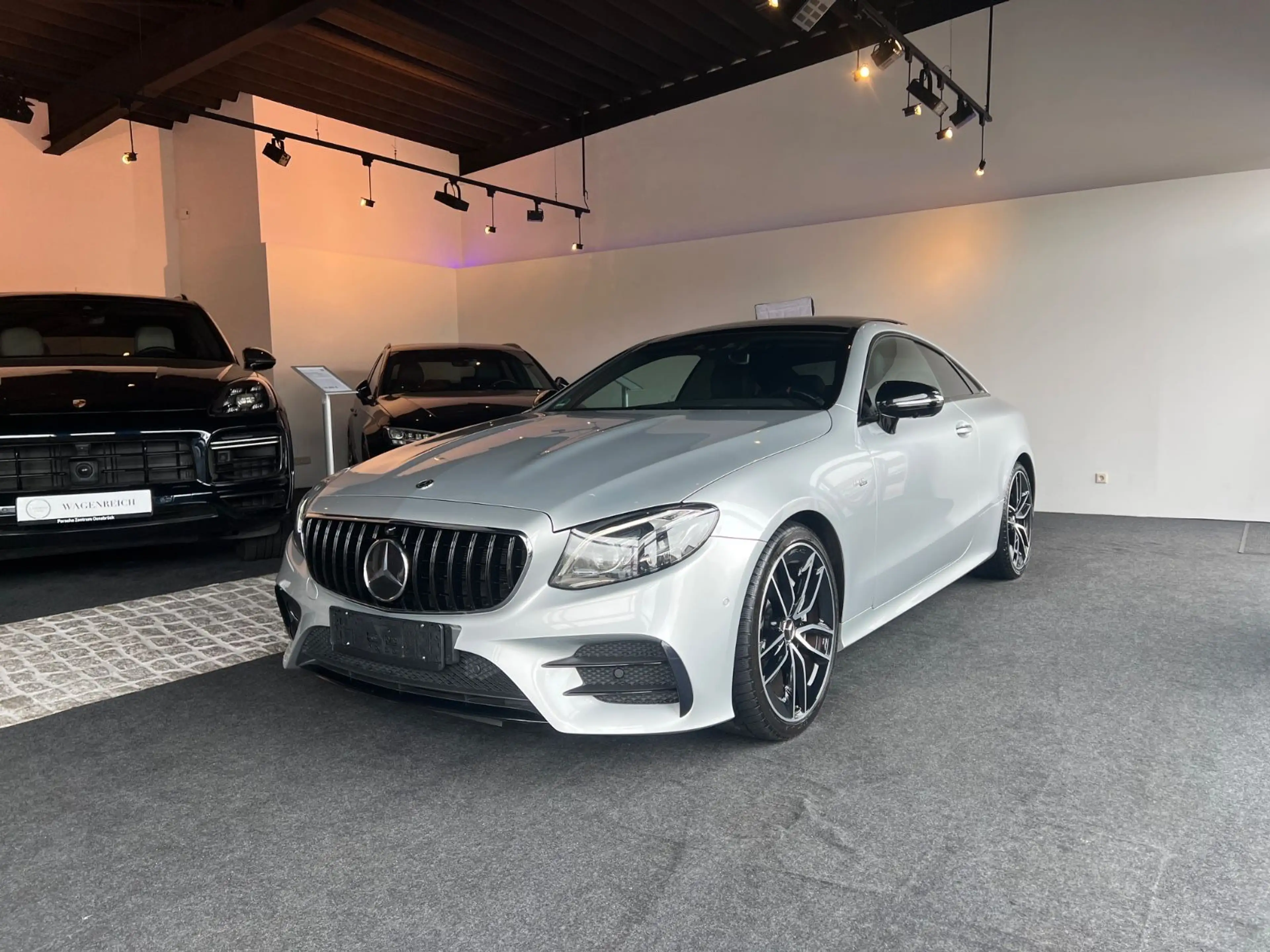 Mercedes-Benz E 53 AMG E Coupe — photo 4