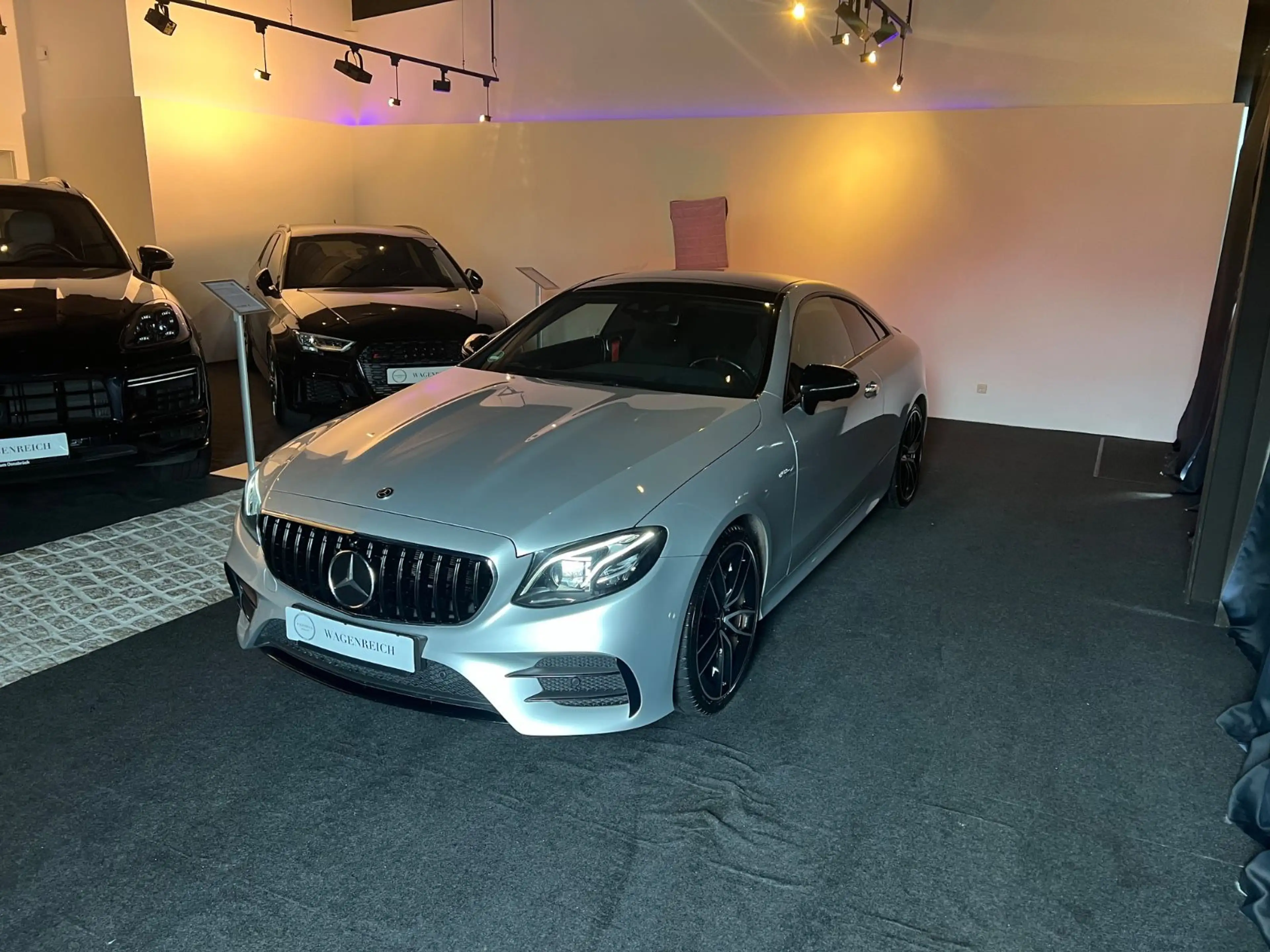 Mercedes-Benz E 53 AMG E Coupe — photo 8