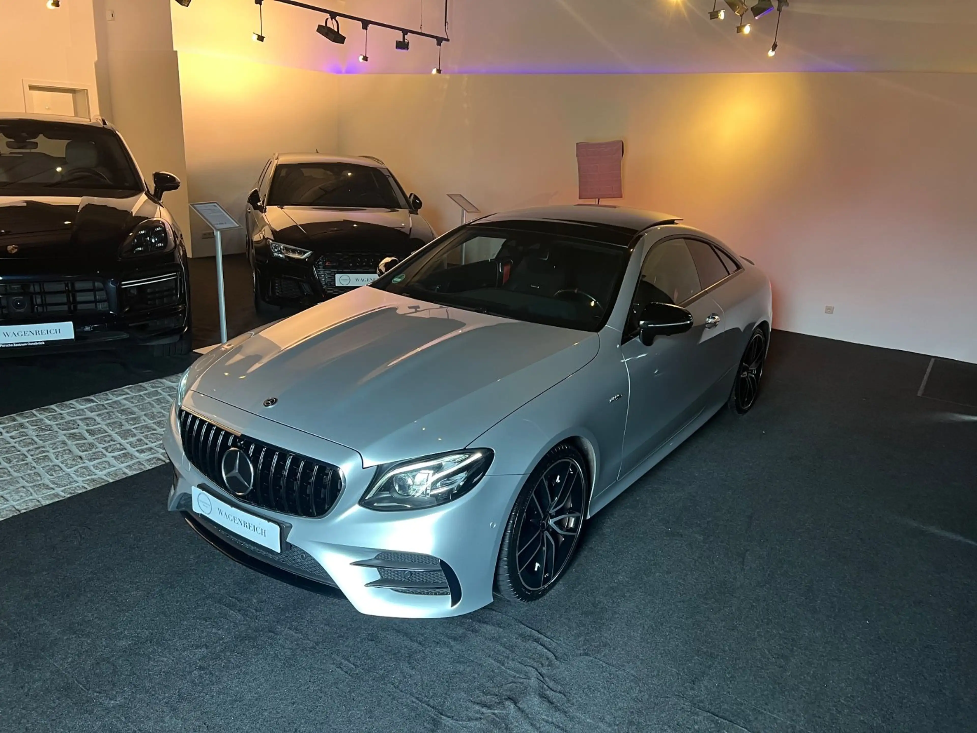 Mercedes-Benz E 53 AMG E Coupe — photo 6