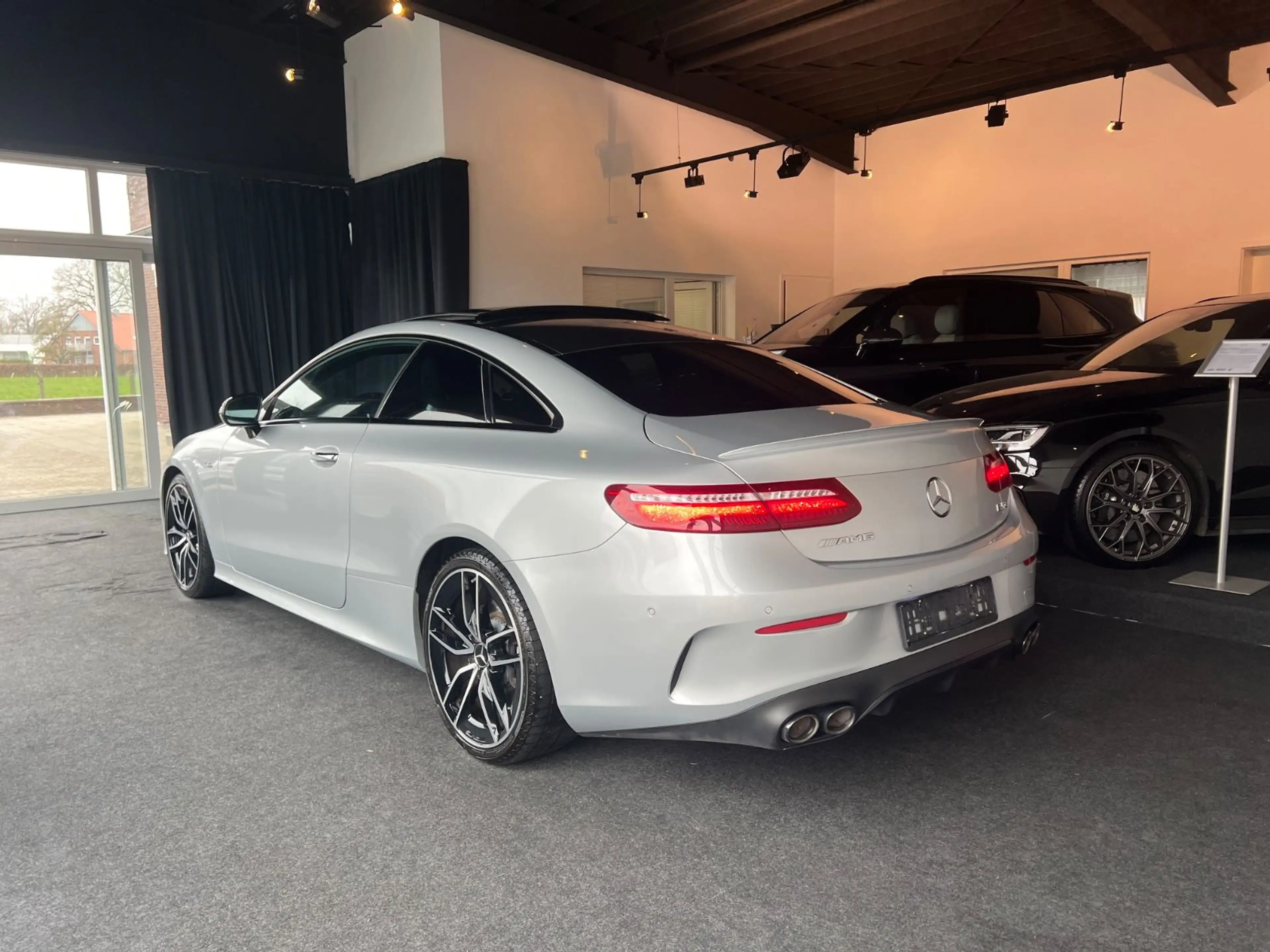 Mercedes-Benz E 53 AMG E Coupe — photo 3