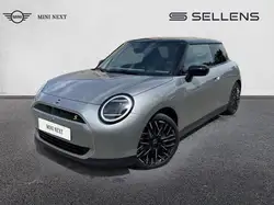 MINI SE 218ch Favoured