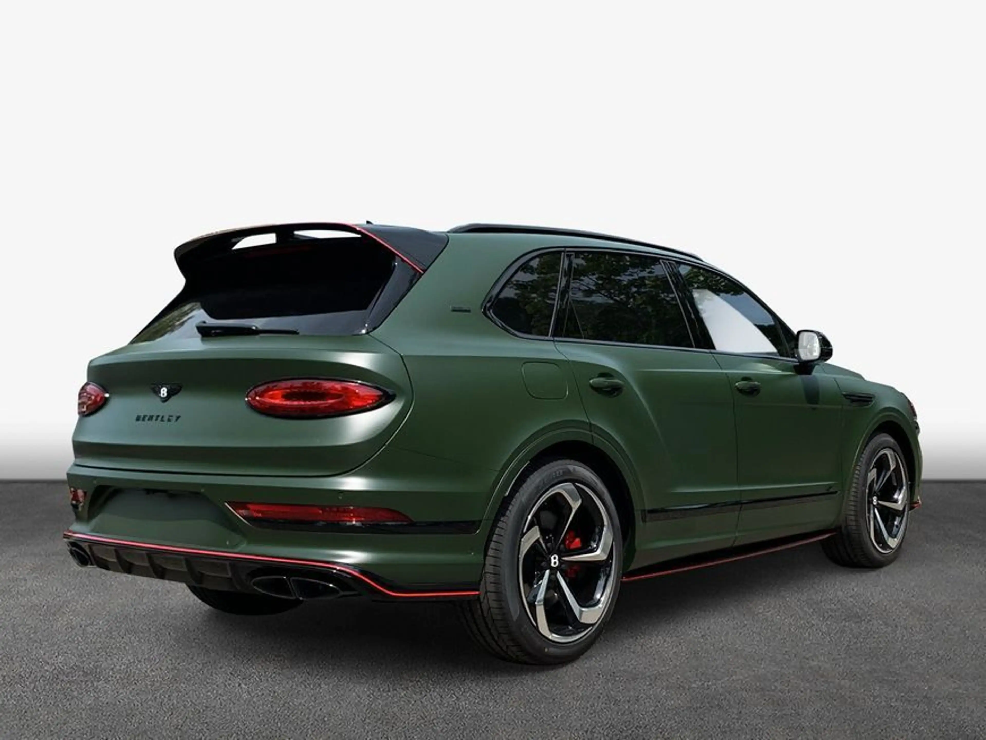 Bentley Bentayga New Bentayga V8 S Black Edition — photo 3