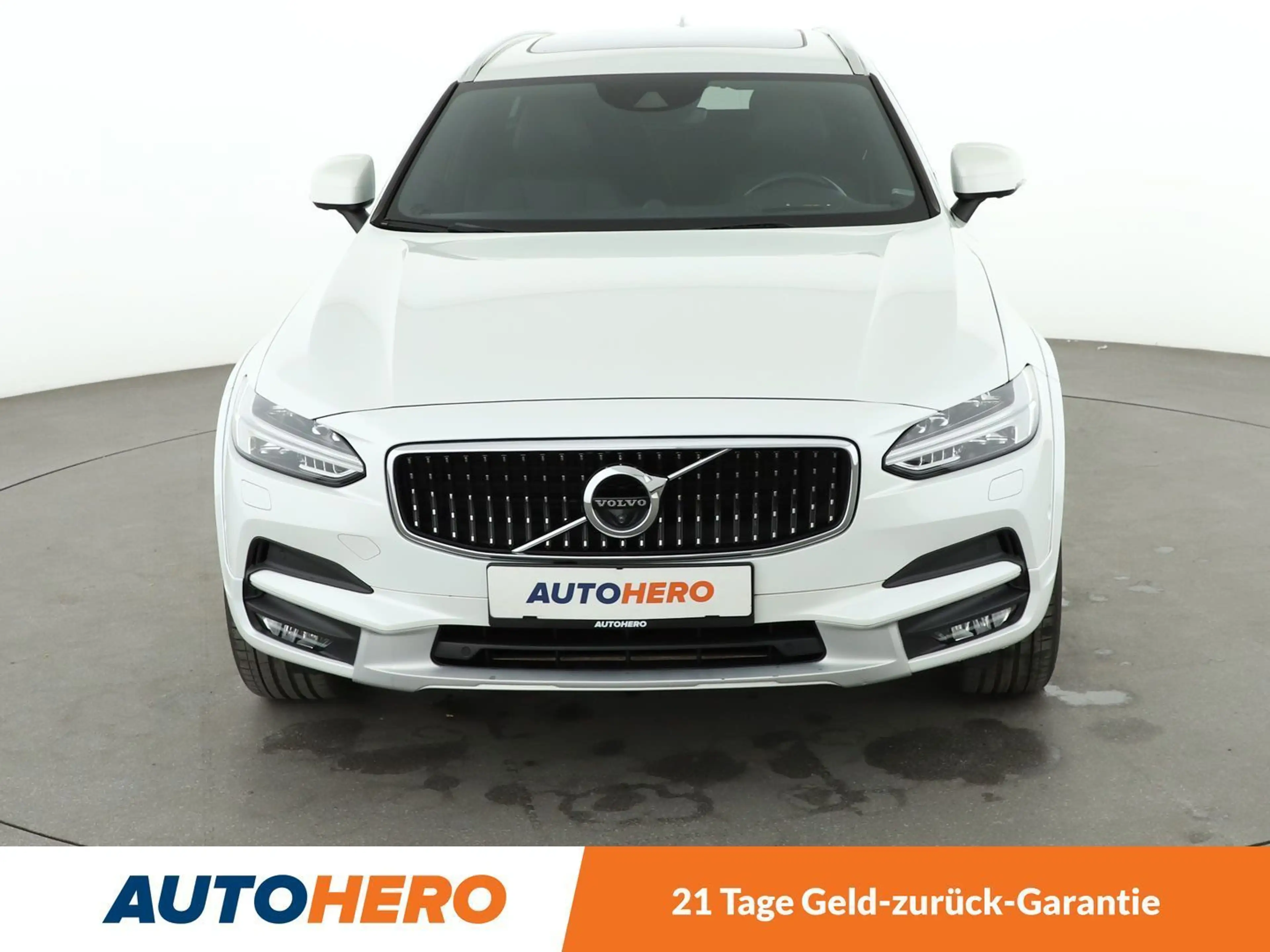 Volvo V90 Cross Country 2.0 T6 Pro AWD Aut.*NAVI*HUD*LED*360°* — photo 9