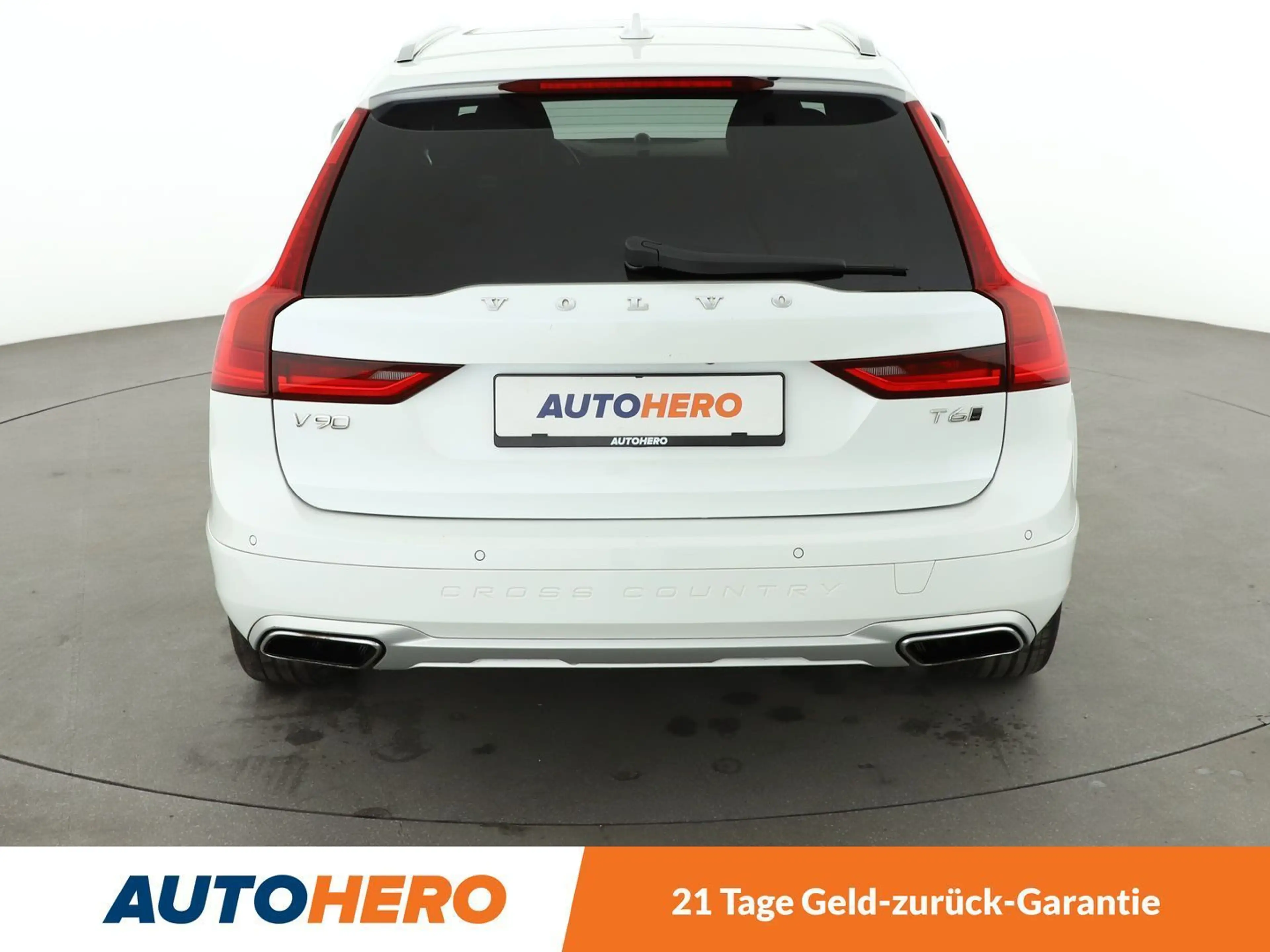 Volvo V90 Cross Country 2.0 T6 Pro AWD Aut.*NAVI*HUD*LED*360°* — photo 5