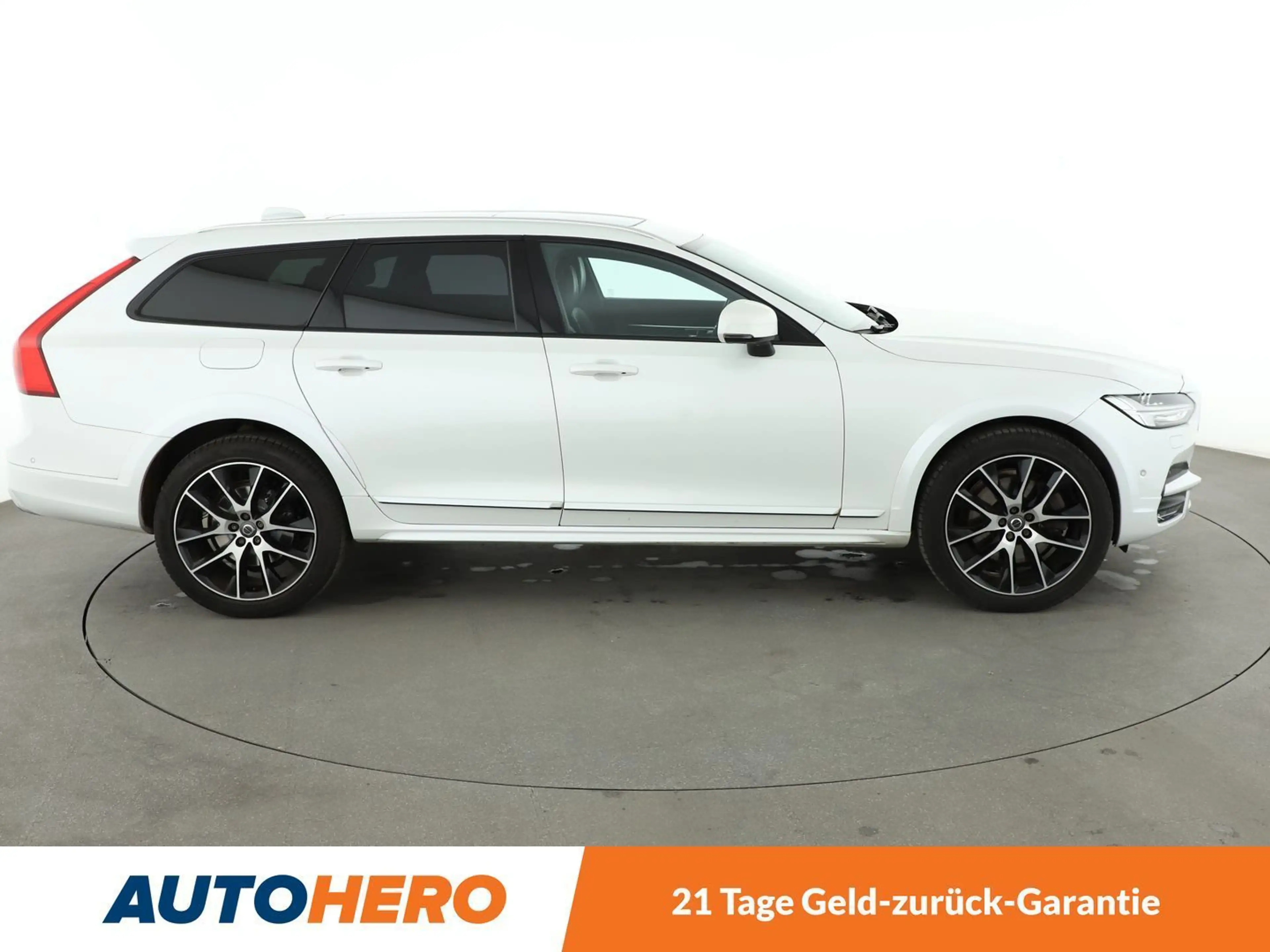 Volvo V90 Cross Country 2.0 T6 Pro AWD Aut.*NAVI*HUD*LED*360°* — photo 7