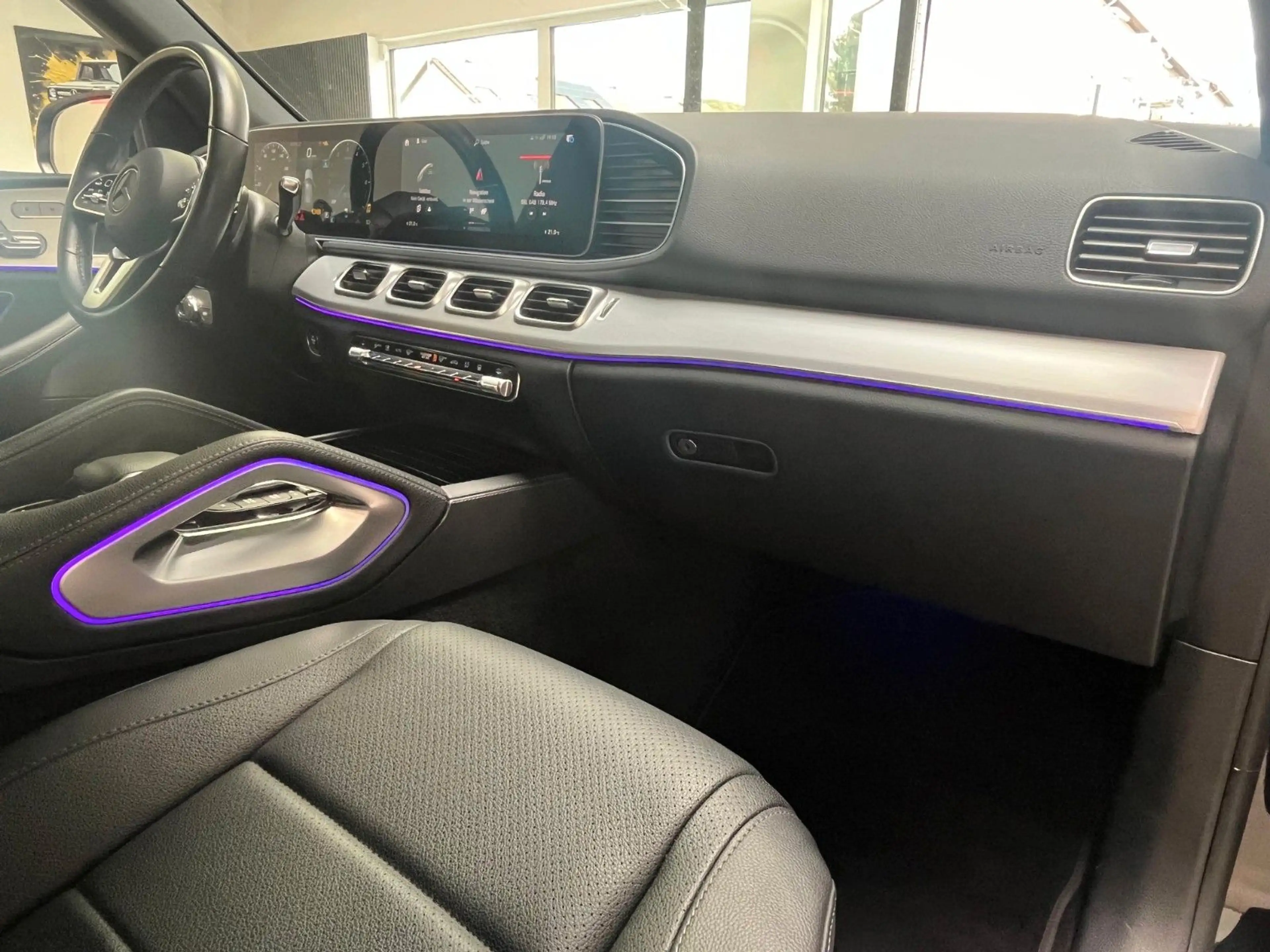Mercedes-Benz GLE 350 de*4Matic*AHK*360**LED*Memory* — photo 12