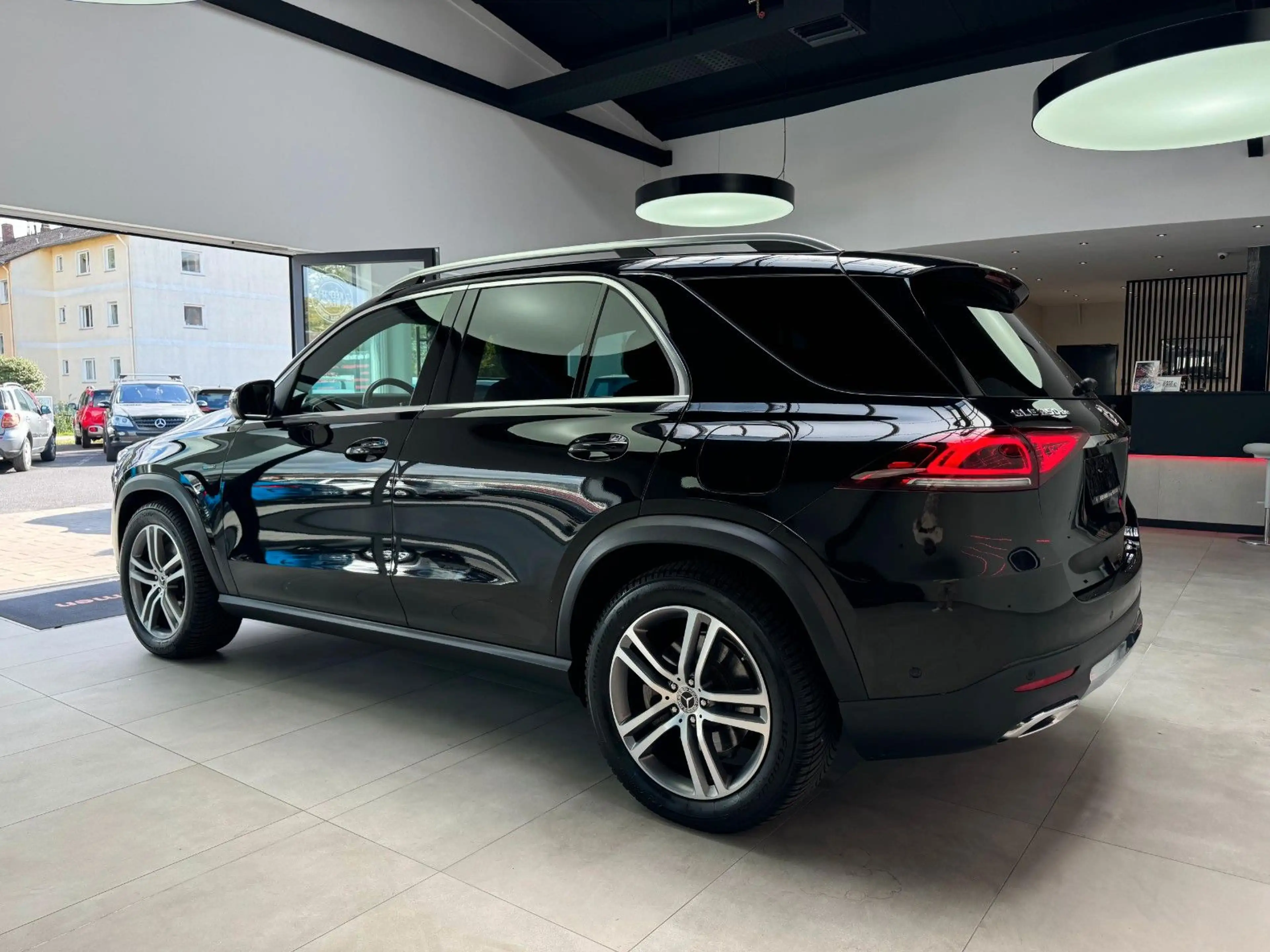 Mercedes-Benz GLE 350 de*4Matic*AHK*360**LED*Memory* — photo 5