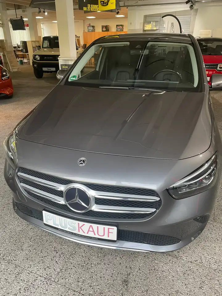 Mercedes-Benz B 250