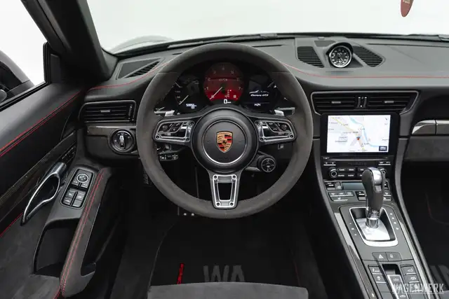 Porsche 991 911 Carrera GTS Cabrio PDK SPORTDESIGN BOSE 18-WE Ansicht 18