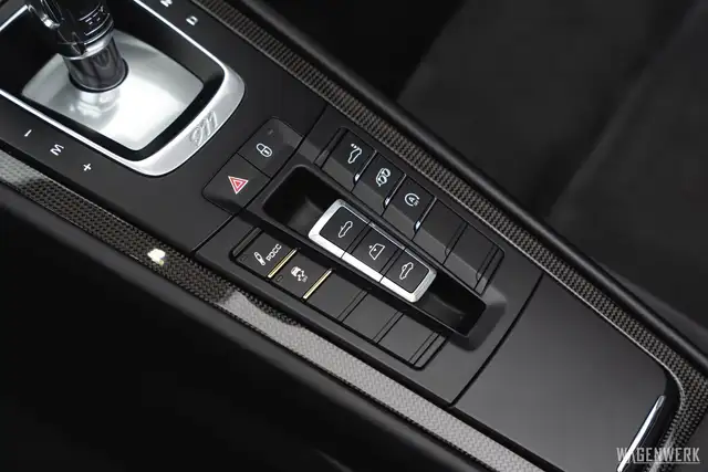 Porsche 991 911 Carrera GTS Cabrio PDK SPORTDESIGN BOSE 18-WE Ansicht 43