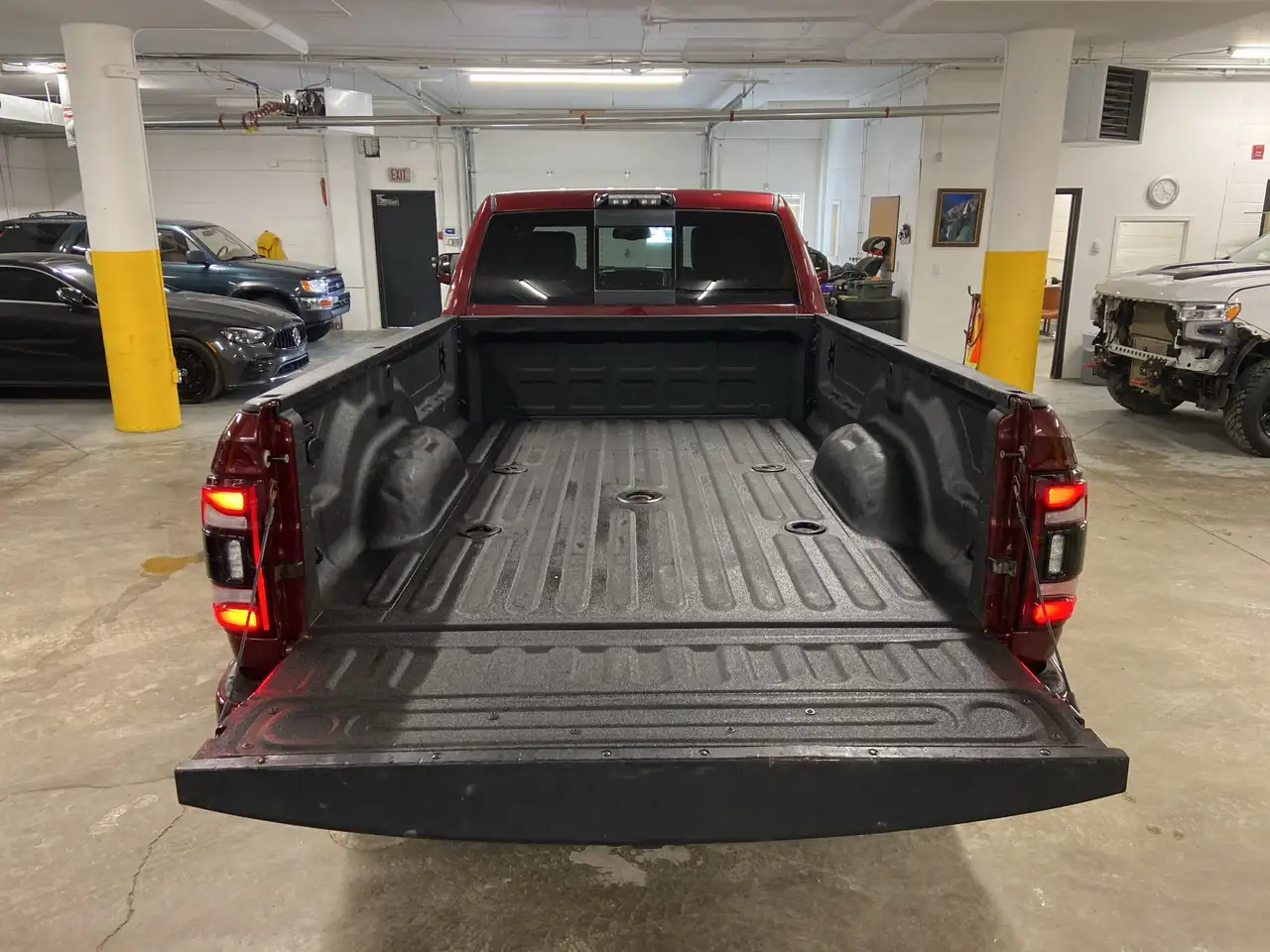 RAM 3500 снимка RAM 3500