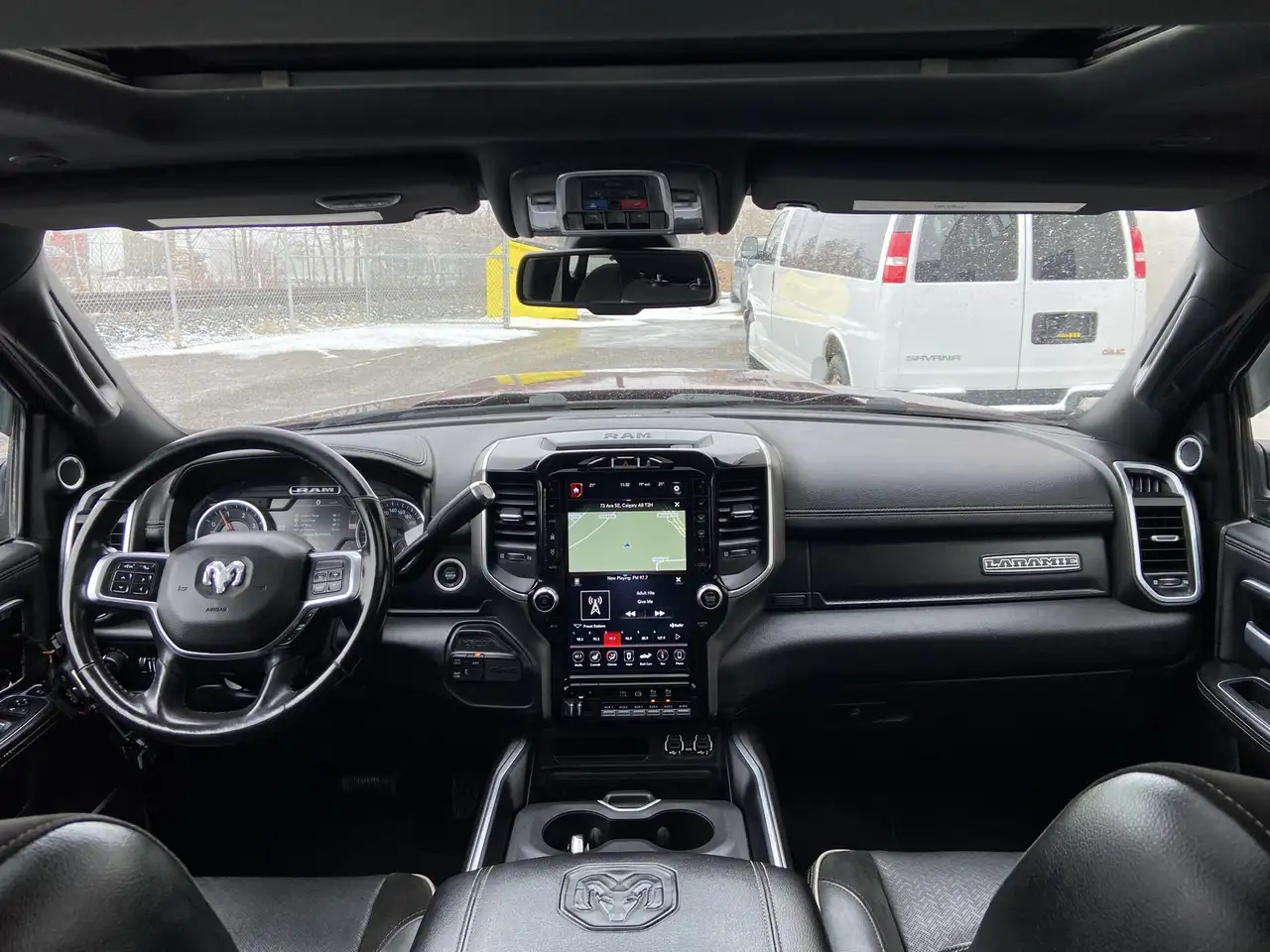 RAM 3500 снимка RAM 3500