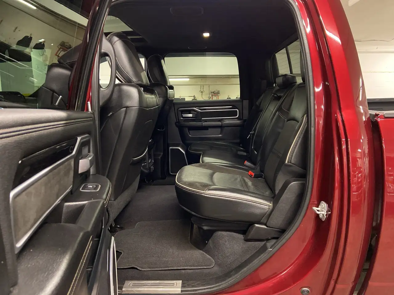 RAM 3500 снимка RAM 3500