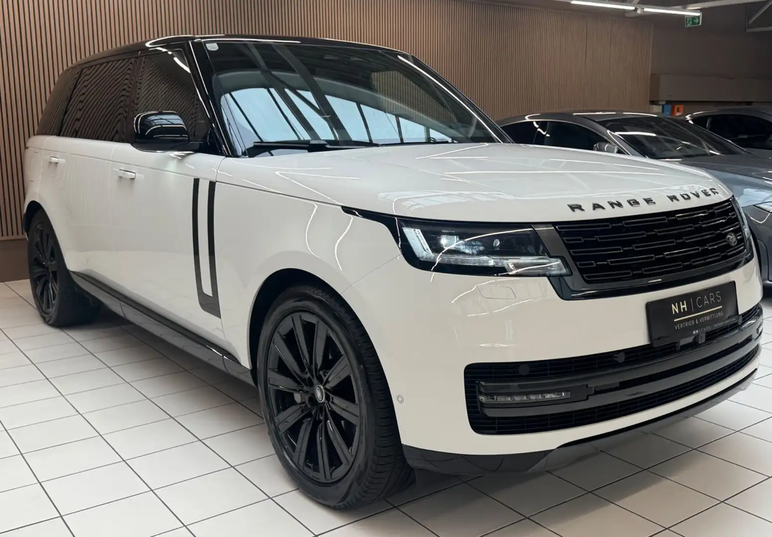 Land Rover Range Rover P440e HSE - 1