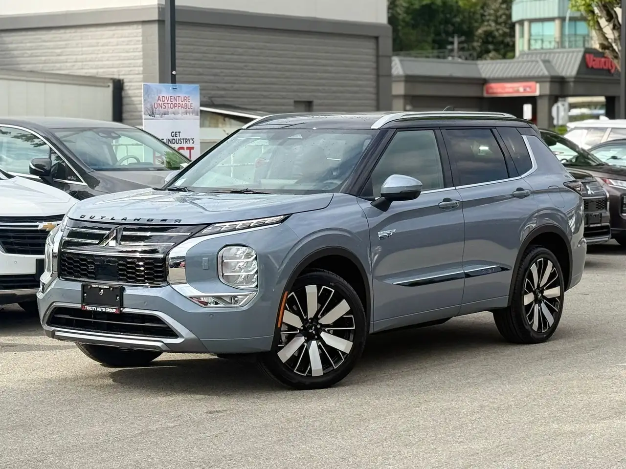 Mitsubishi Outlander снимка Mitsubishi Outlander