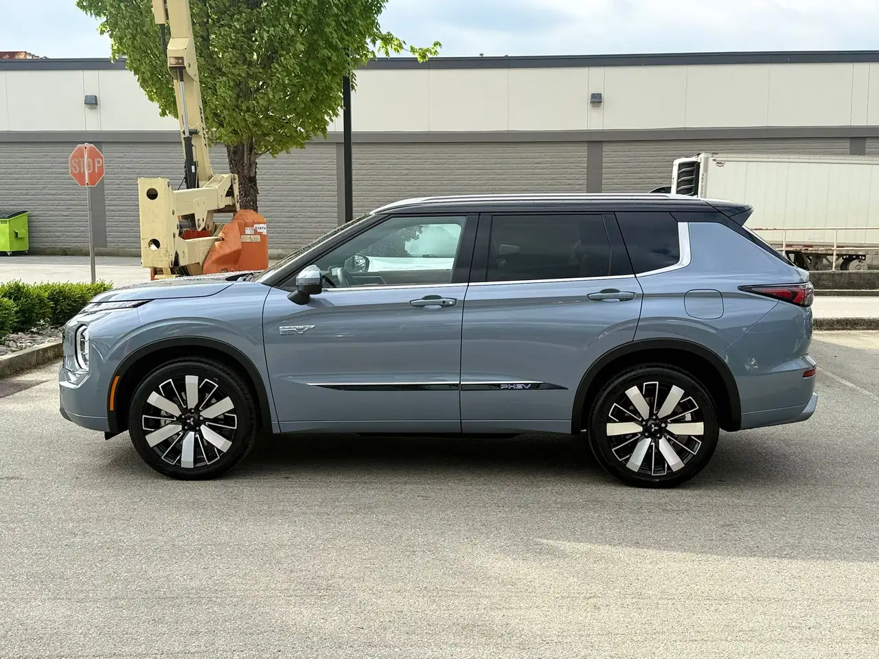 Mitsubishi Outlander снимка Mitsubishi Outlander