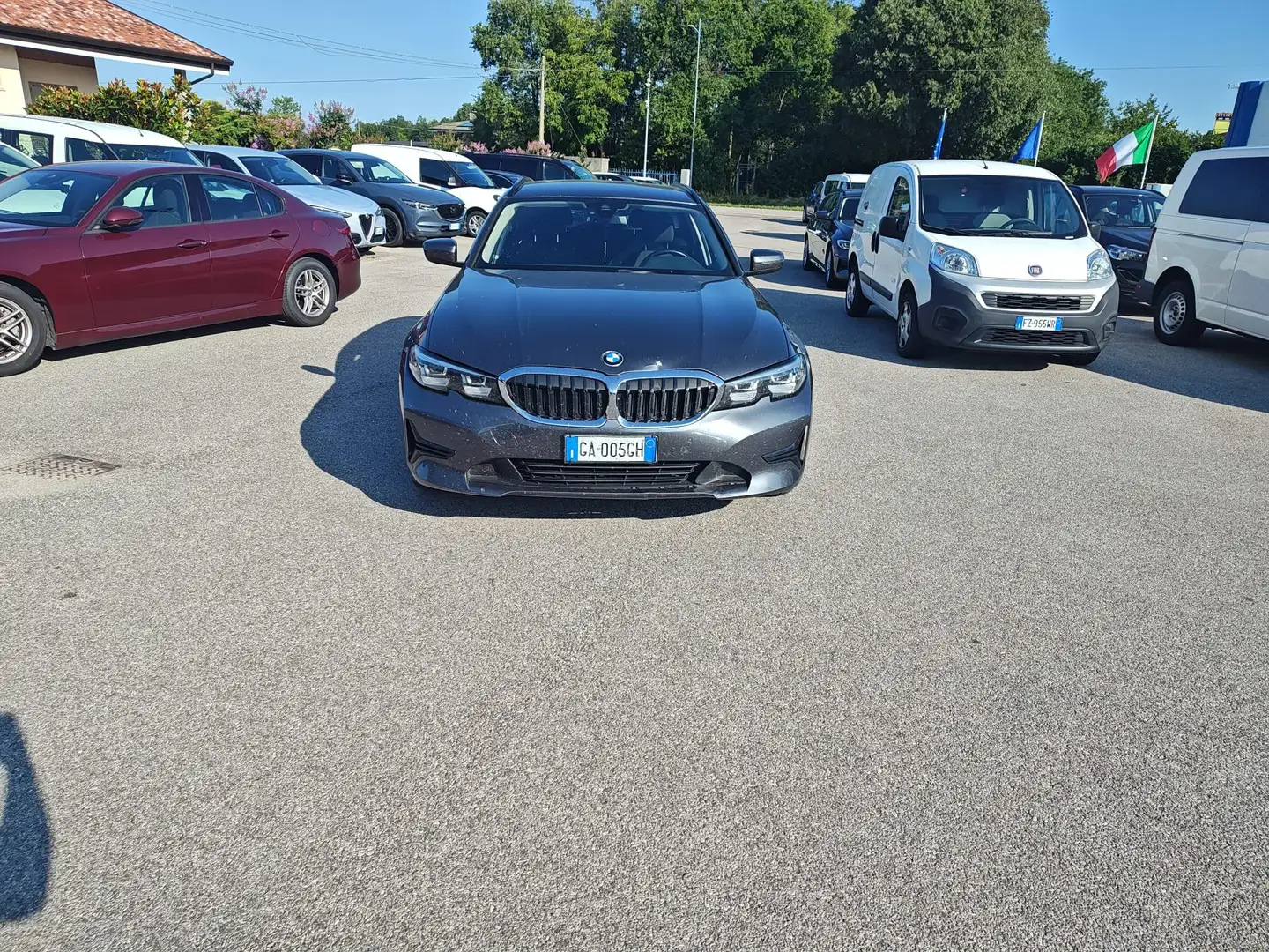 BMW 318 Serie 3 G21 2019 Touring 318d Touring Sport auto Grigio - 1
