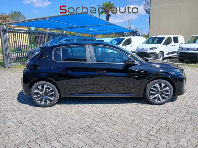 Peugeot 208 view 6