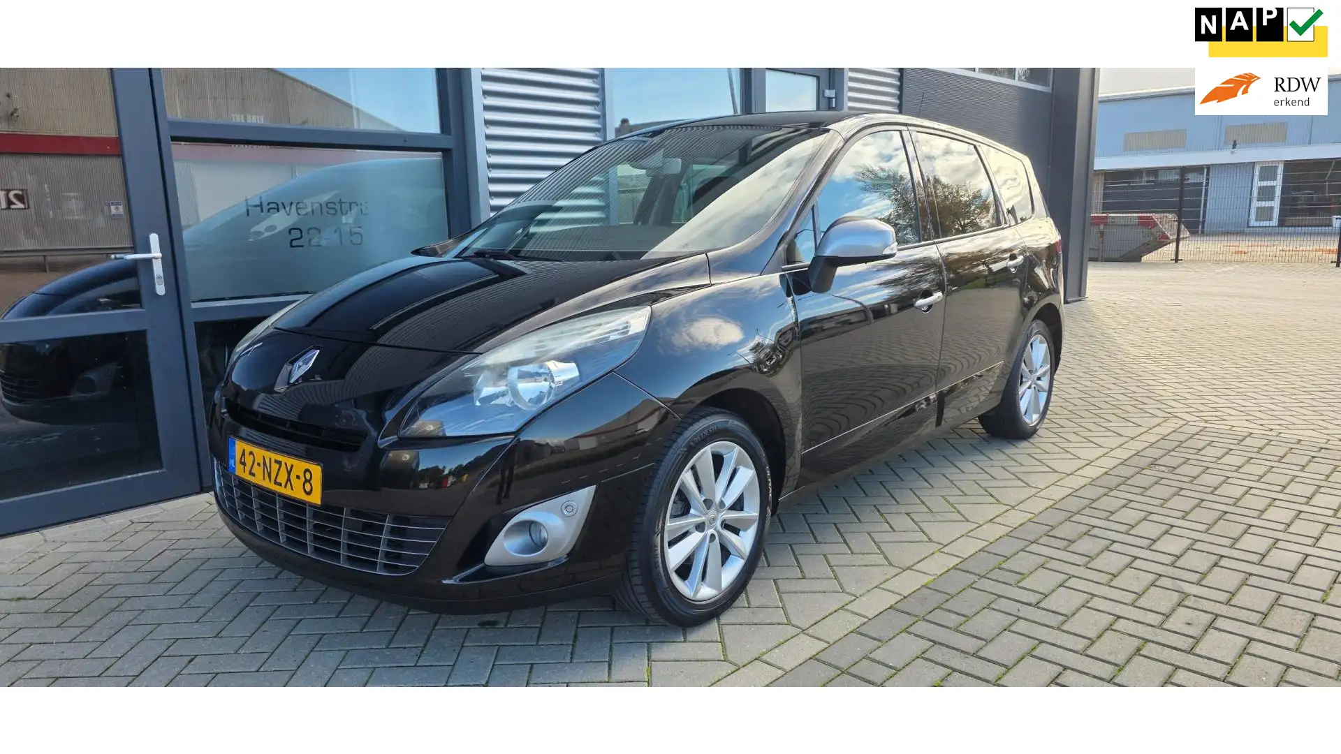 Renault Grand Scenic 1.4 TCe Celsium Zwart - 1
