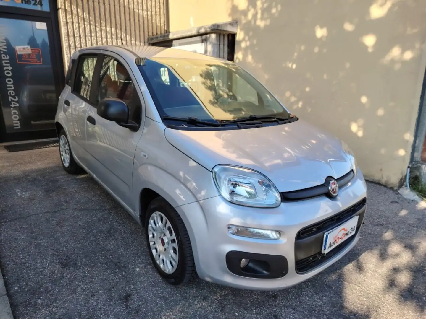 Fiat Panda 1.2 EasyPower Lounge NEOPATENTATI Argintiu - 1