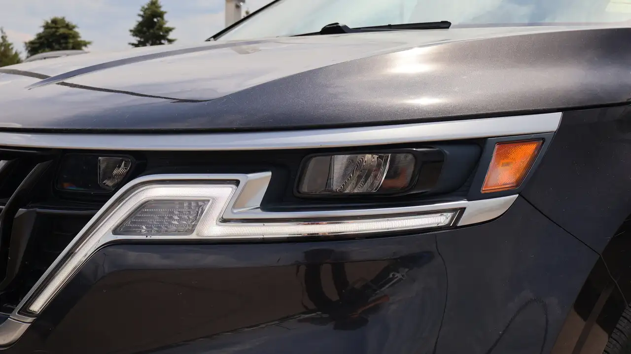Kia Carnival photo Kia Carnival
