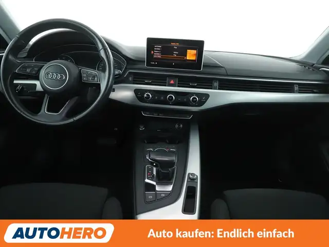 Audi A4 view 12