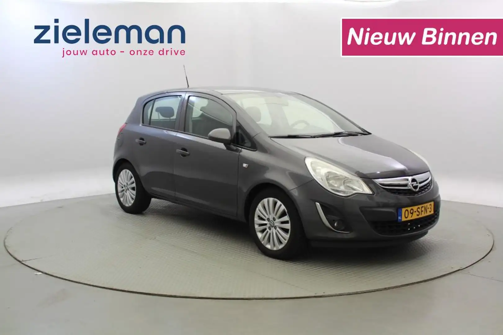 Opel Corsa 1.4 16V Edition - Airco, Cruise, Navi Gris - 1