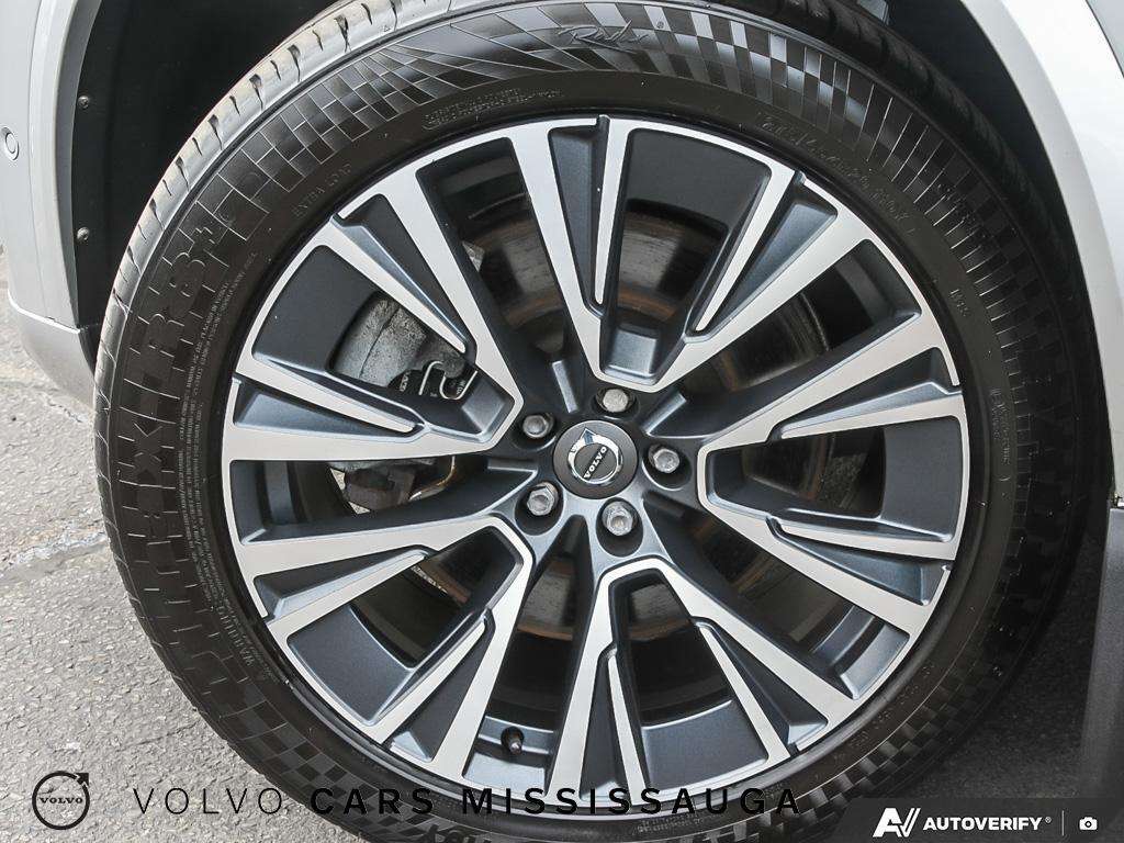 2022 Volvo XC90 Plug-In Hybrid thumb 6