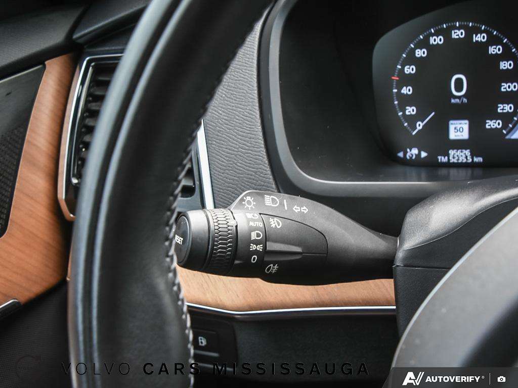 2022 Volvo XC90 Plug-In Hybrid thumb 16
