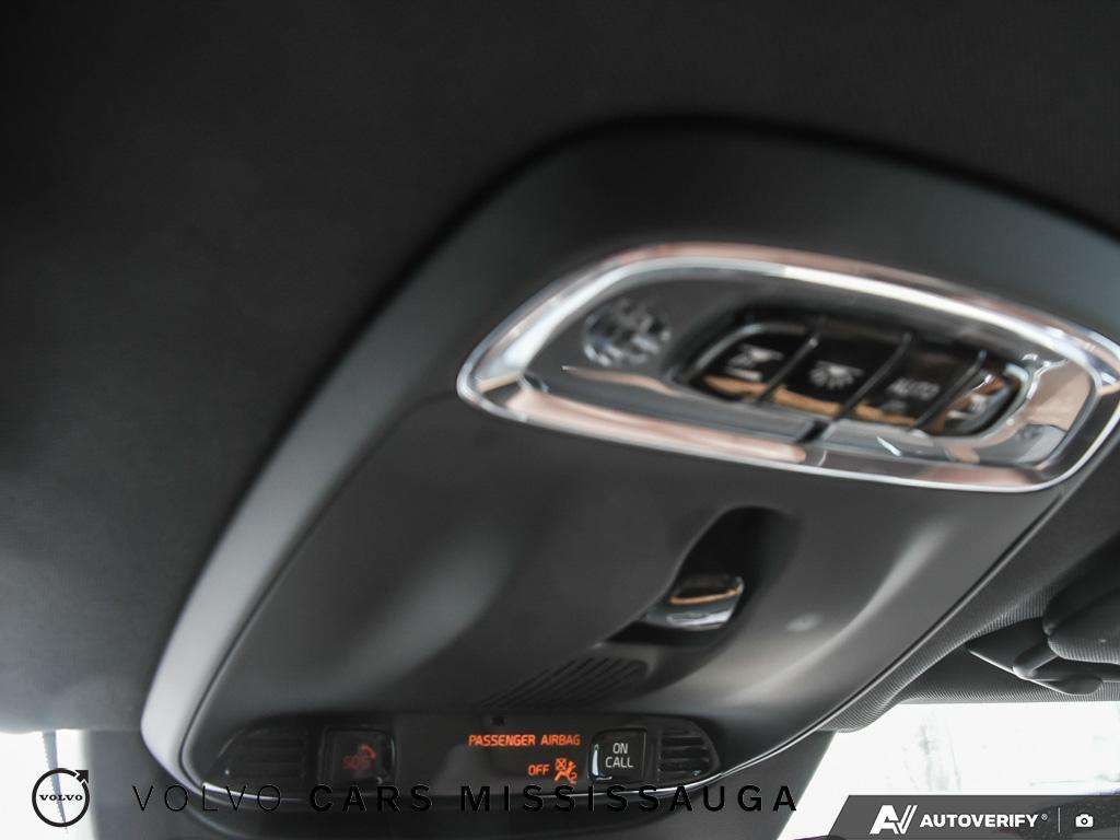 2022 Volvo XC90 Plug-In Hybrid thumb 22